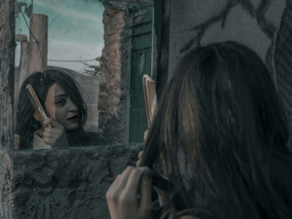 Νάρκισσος και Gaslighting: Όταν η αγάπη γίνεται παγίδα μνήμης